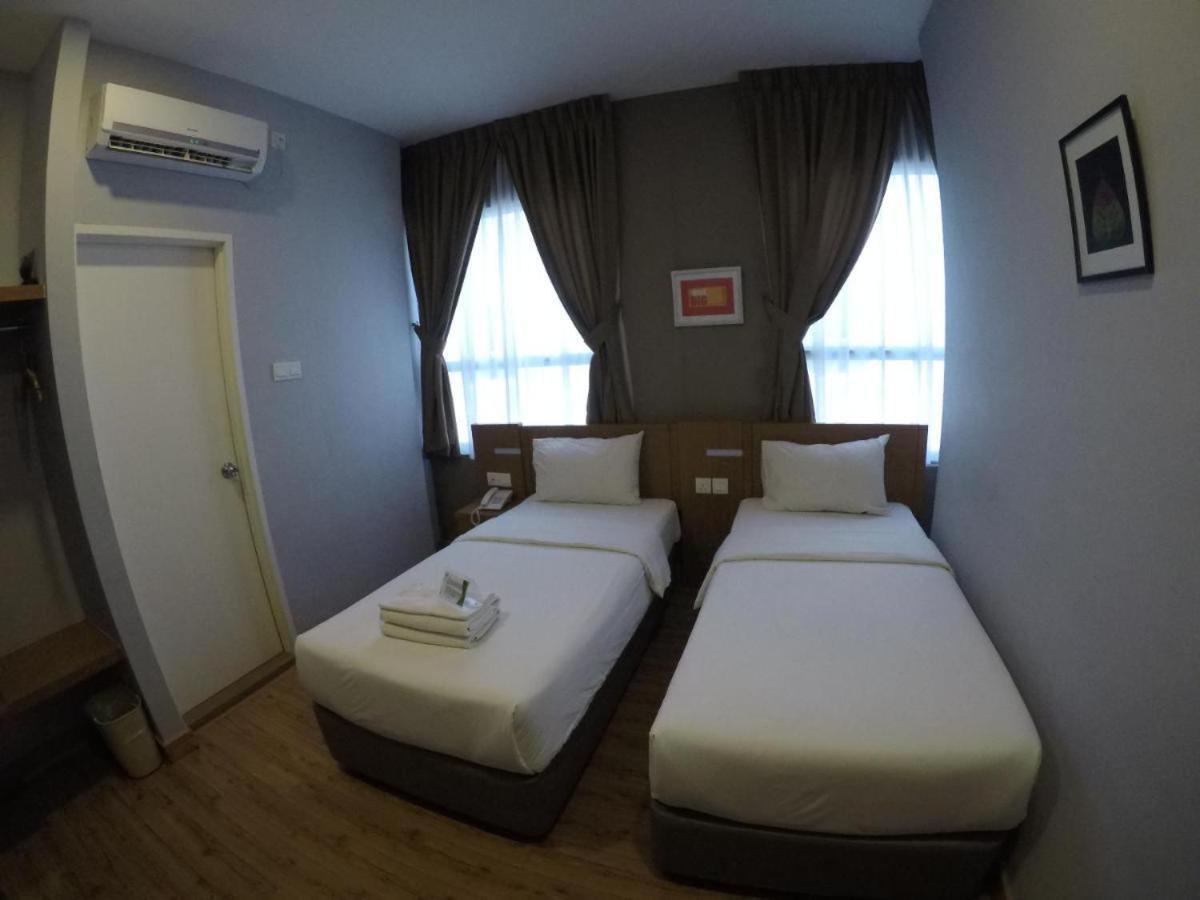 Golden Leaf Boutique Hotel Nusa Idaman Formerly Known As Ariana Hotel Johor Bahru Exterior photo