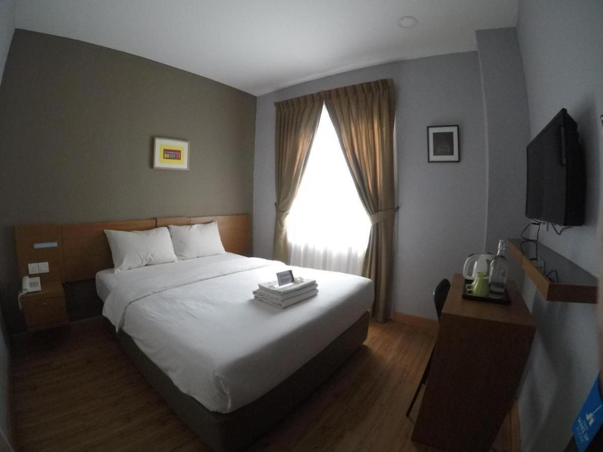 Golden Leaf Boutique Hotel Nusa Idaman Formerly Known As Ariana Hotel Johor Bahru Exterior photo
