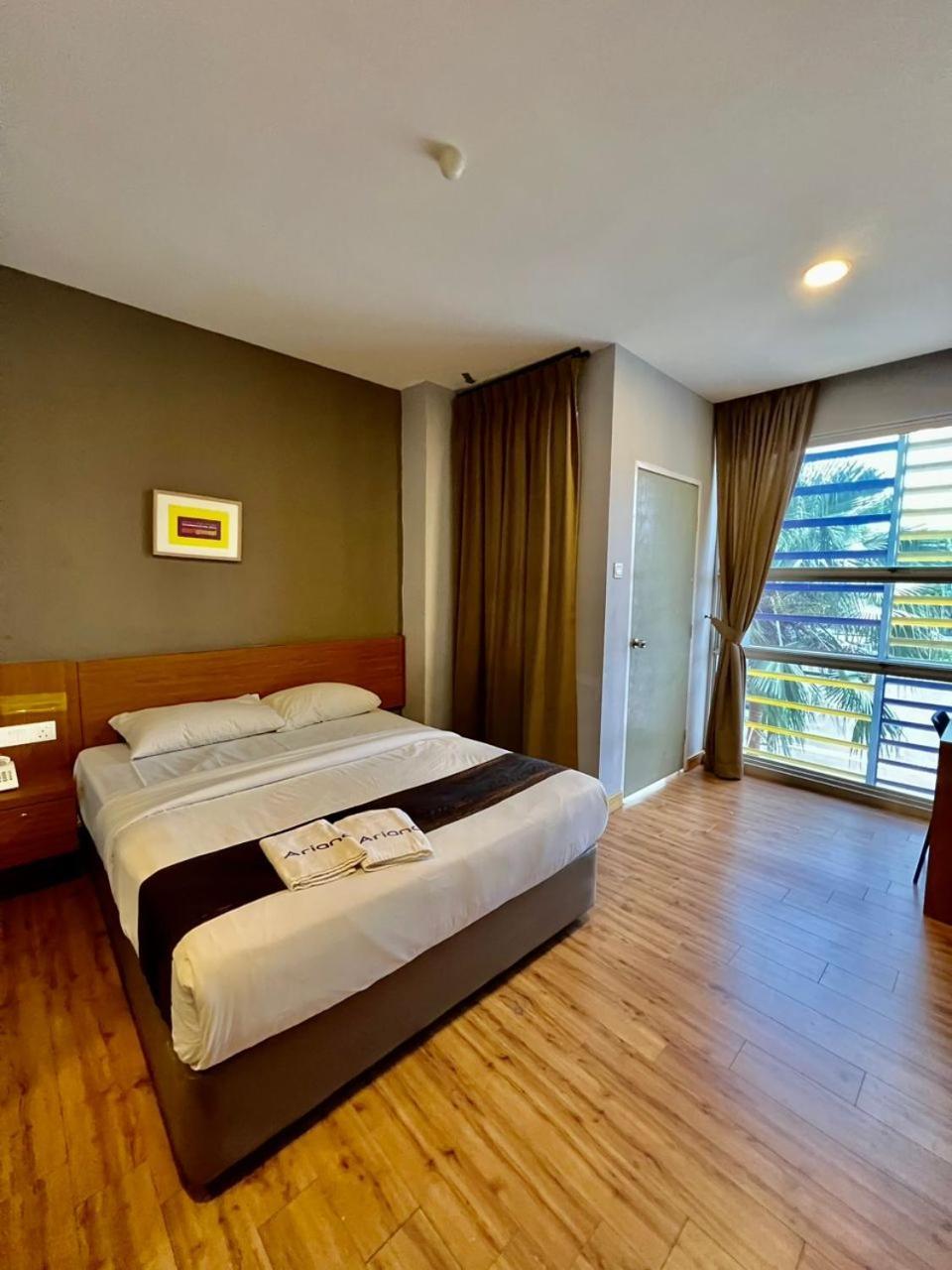 Golden Leaf Boutique Hotel Nusa Idaman Formerly Known As Ariana Hotel Johor Bahru Exterior photo